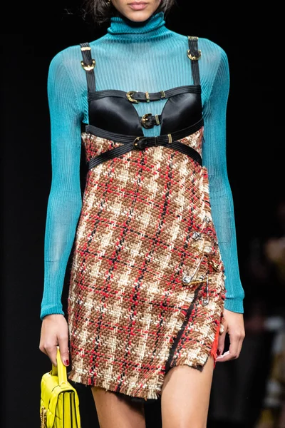 Look 59